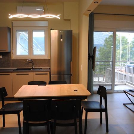 Sea Breeze Apartment Nea Iraklitsa Exterior foto