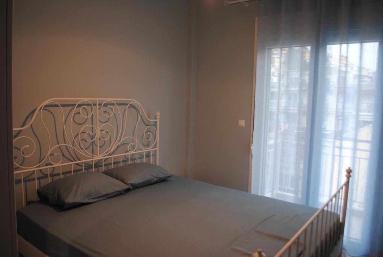 Sea Breeze Apartment Nea Iraklitsa Exterior foto
