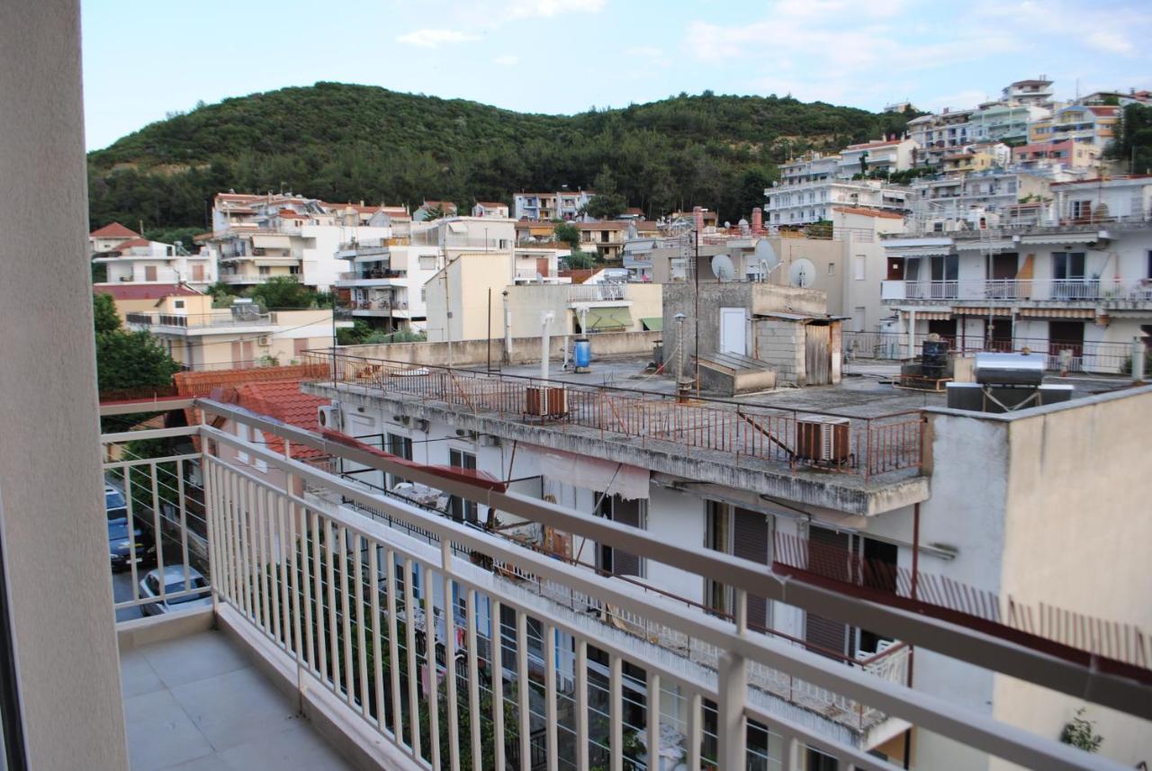 Sea Breeze Apartment Nea Iraklitsa Exterior foto